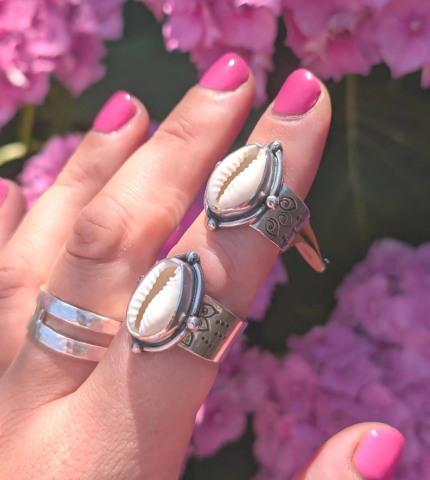 Cowrie Bombshell